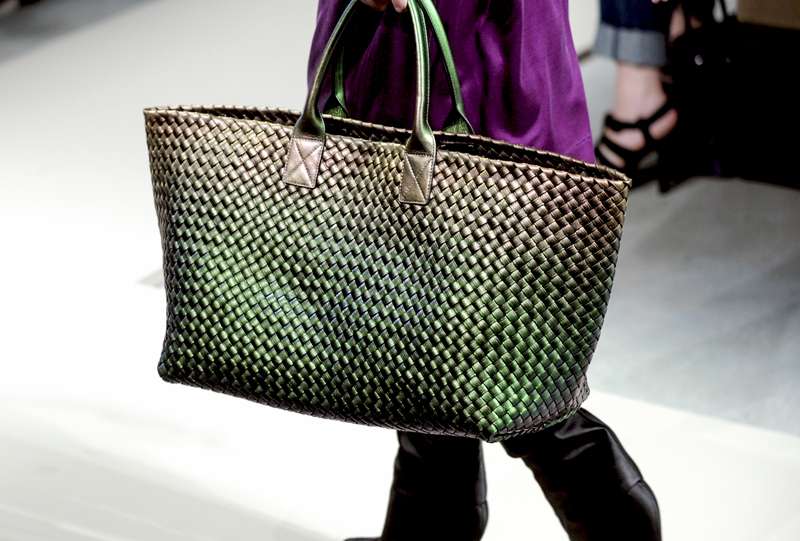 bottega-veneta-hand-bags