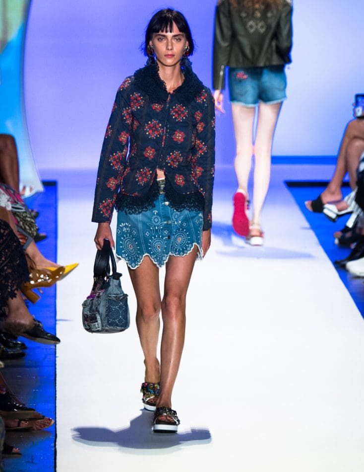 desigual-runway-social-magazine-1