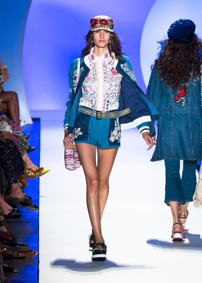 desigual-runway-social-magazine-4