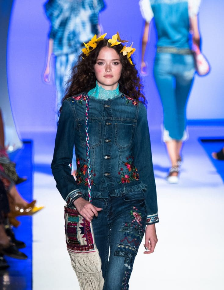 desigual-runway-social-magazine-7