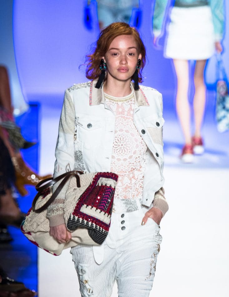 desigual-runway-social-magazine-9