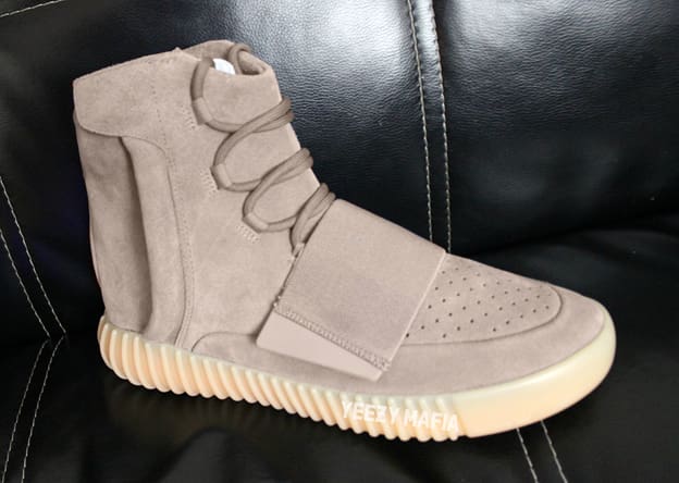 yeezy-750-chocolate_sneakers